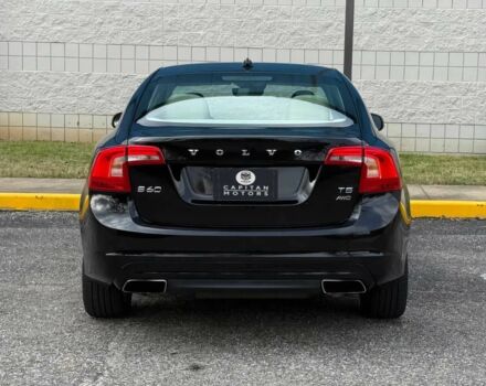 Чорний Вольво С60, об'ємом двигуна 2.5 л та пробігом 77 тис. км за 2100 $, фото 4 на Automoto.ua