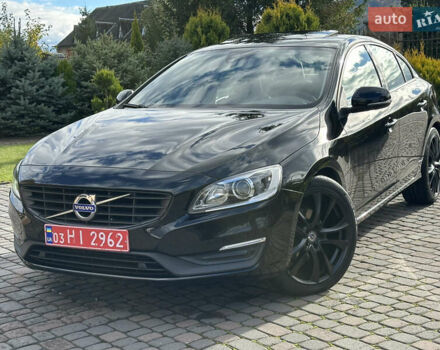 Черный Вольво С60, объемом двигателя 2 л и пробегом 237 тыс. км за 14750 $, фото 1 на Automoto.ua