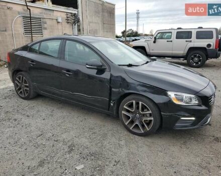 Черный Вольво С60, объемом двигателя 2 л и пробегом 77 тыс. км за 3000 $, фото 3 на Automoto.ua