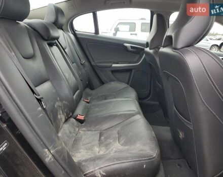 Черный Вольво С60, объемом двигателя 2 л и пробегом 77 тыс. км за 3000 $, фото 9 на Automoto.ua