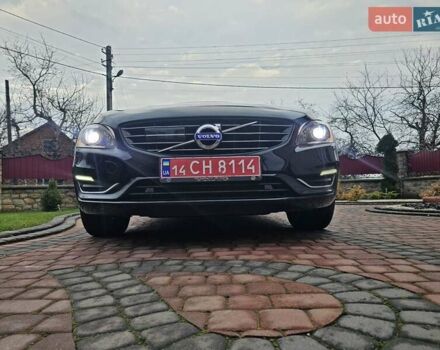 Черный Вольво С60, объемом двигателя 1.97 л и пробегом 141 тыс. км за 12950 $, фото 13 на Automoto.ua