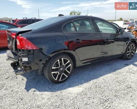 Черный Вольво С60, объемом двигателя 2 л и пробегом 62 тыс. км за 3000 $, фото 2 на Automoto.ua