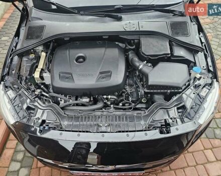 Черный Вольво С60, объемом двигателя 1.97 л и пробегом 141 тыс. км за 12950 $, фото 27 на Automoto.ua