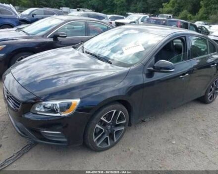 Чорний Вольво С60, об'ємом двигуна 2 л та пробігом 24 тис. км за 2100 $, фото 1 на Automoto.ua