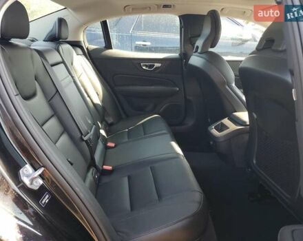 Вольво С60 2018 в Полтаве на Automoto.ua Черный Вольво С60, объемом двигателя 2 л и пробегом 35 тыс. км за 6200 $, фото 9 на Automoto.ua