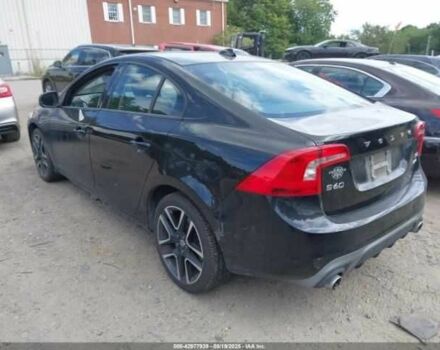 Чорний Вольво С60, об'ємом двигуна 2 л та пробігом 24 тис. км за 2100 $, фото 2 на Automoto.ua