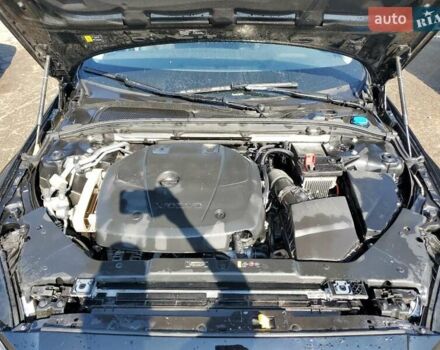Вольво С60 2019 в Виннице на Automoto.ua Черный Вольво С60, объемом двигателя 1.97 л и пробегом 35 тыс. км за 7000 $, фото 6 на Automoto.ua