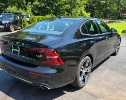 Черный Вольво С60, объемом двигателя 2 л и пробегом 44 тыс. км за 16000 $, фото 6 на Automoto.ua