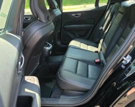 Черный Вольво С60, объемом двигателя 2 л и пробегом 44 тыс. км за 16000 $, фото 8 на Automoto.ua