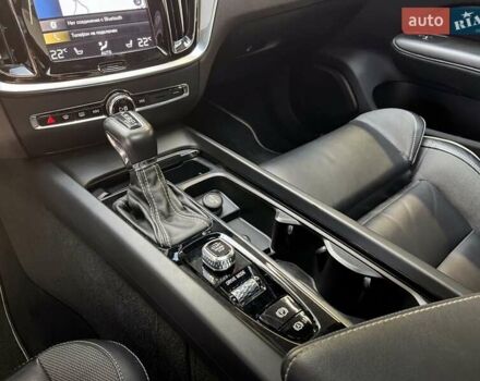 Черный Вольво С60, объемом двигателя 1.97 л и пробегом 69 тыс. км за 22500 $, фото 9 на Automoto.ua