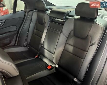 Черный Вольво С60, объемом двигателя 1.97 л и пробегом 69 тыс. км за 22500 $, фото 16 на Automoto.ua