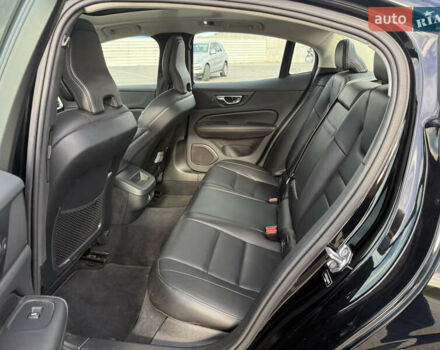 Чорний Вольво С60, об'ємом двигуна 1.97 л та пробігом 43 тис. км за 25500 $, фото 15 на Automoto.ua