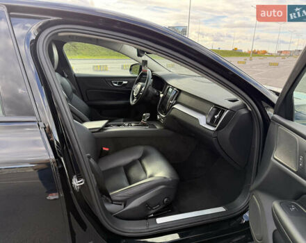 Чорний Вольво С60, об'ємом двигуна 1.97 л та пробігом 43 тис. км за 25500 $, фото 13 на Automoto.ua