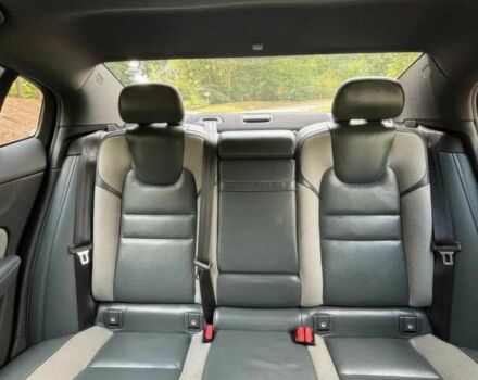 Черный Вольво С60, объемом двигателя 2 л и пробегом 46 тыс. км за 8000 $, фото 14 на Automoto.ua