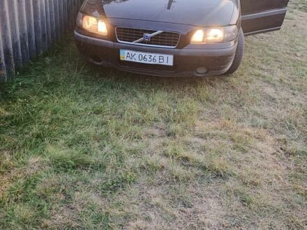 Чорний Вольво С60, об'ємом двигуна 2.5 л та пробігом 350 тис. км за 2002 $, фото 1 на Automoto.ua