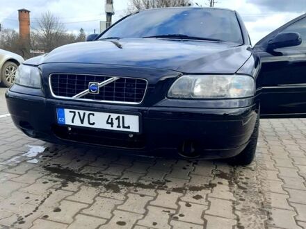 Чорний Вольво С60, об'ємом двигуна 2.4 л та пробігом 0 тис. км за 2400 $, фото 1 на Automoto.ua