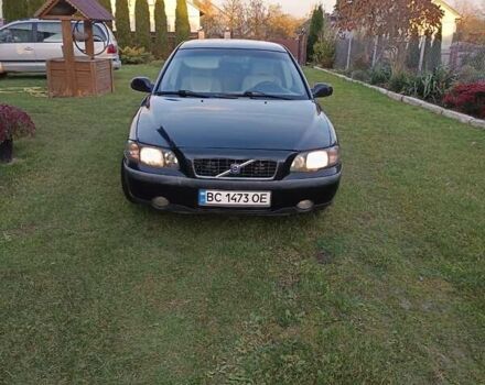 Чорний Вольво С60, об'ємом двигуна 2.4 л та пробігом 345 тис. км за 3500 $, фото 1 на Automoto.ua