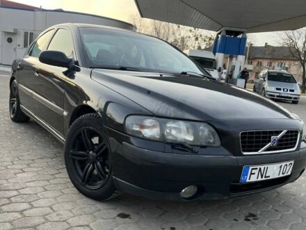 Вольво С60 2002 у Костополе на Automoto.ua Чорний Вольво С60, об'ємом двигуна 2.4 л та пробігом 490 тис. км за 1900 $, фото 1 на Automoto.ua