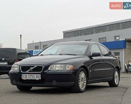 Черный Вольво С60, объемом двигателя 2.4 л и пробегом 323 тыс. км за 5700 $, фото 1 на Automoto.ua