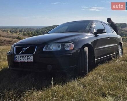 Черный Вольво С60, объемом двигателя 2.44 л и пробегом 190 тыс. км за 8000 $, фото 1 на Automoto.ua