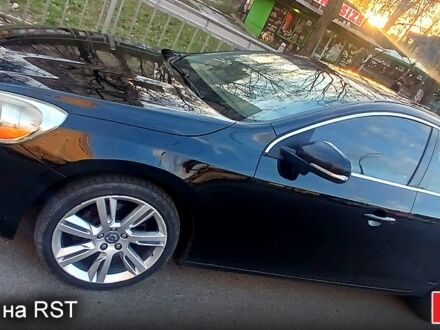 Черный Вольво С60, объемом двигателя 2.5 л и пробегом 297 тыс. км за 9300 $, фото 1 на Automoto.ua