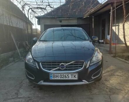 Чорний Вольво С60, об'ємом двигуна 2.5 л та пробігом 240 тис. км за 9800 $, фото 1 на Automoto.ua
