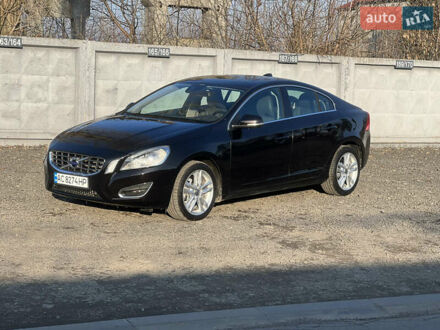 Вольво С60 2012 у Луцьку на Automoto.ua Чорний Вольво С60, об'ємом двигуна 2.5 л та пробігом 186 тис. км за 10800 $, фото 1 на Automoto.ua