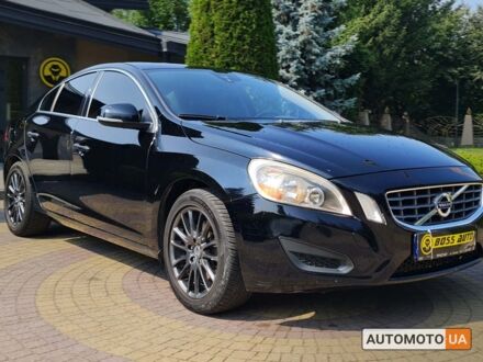 Вольво С60 2012 в Львове на Automoto.ua Черный Вольво С60, объемом двигателя 2.5 л и пробегом 186 тыс. км за 10000 $, фото 1 на Automoto.ua