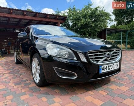 Черный Вольво С60, объемом двигателя 1.6 л и пробегом 297 тыс. км за 7700 $, фото 1 на Automoto.ua