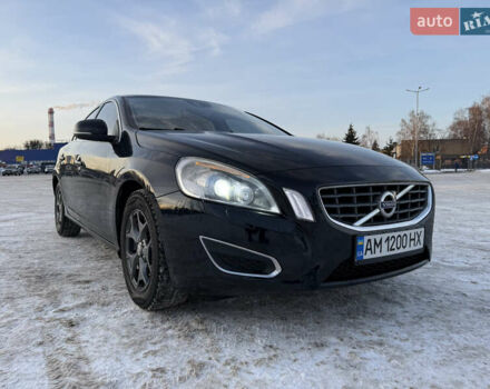 Чорний Вольво С60, об'ємом двигуна 1.6 л та пробігом 171 тис. км за 10500 $, фото 1 на Automoto.ua