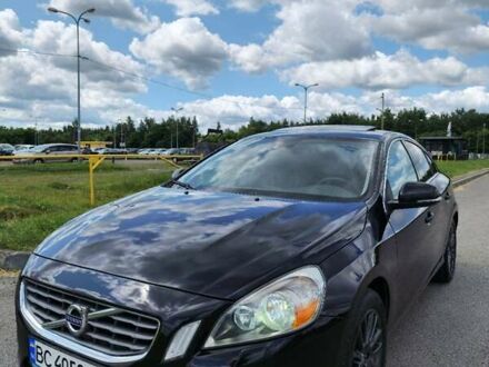 Вольво С60 2012 в Львове на Automoto.ua Черный Вольво С60, объемом двигателя 2.52 л и пробегом 192 тыс. км за 10900 $, фото 1 на Automoto.ua
