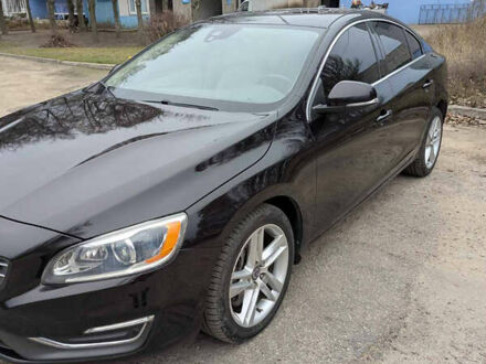 Черный Вольво С60, объемом двигателя 2.5 л и пробегом 141 тыс. км за 13500 $, фото 1 на Automoto.ua