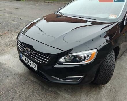 Черный Вольво С60, объемом двигателя 2.5 л и пробегом 100 тыс. км за 15500 $, фото 1 на Automoto.ua