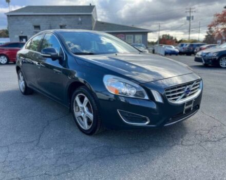 Черный Вольво С60, объемом двигателя 2.5 л и пробегом 84 тыс. км за 5000 $, фото 1 на Automoto.ua