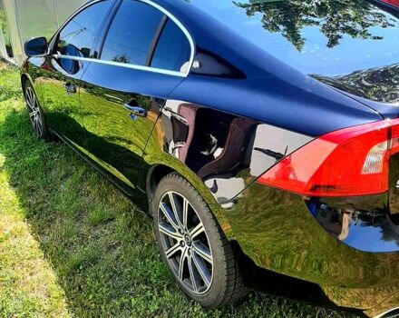 Черный Вольво С60, объемом двигателя 2 л и пробегом 0 тыс. км за 11000 $, фото 1 на Automoto.ua