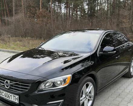 Черный Вольво С60, объемом двигателя 1.97 л и пробегом 165 тыс. км за 13600 $, фото 1 на Automoto.ua