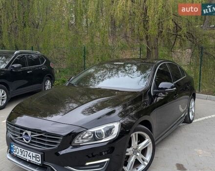 Черный Вольво С60, объемом двигателя 2 л и пробегом 117 тыс. км за 16200 $, фото 1 на Automoto.ua