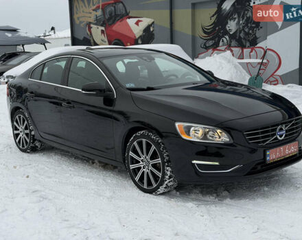Черный Вольво С60, объемом двигателя 2 л и пробегом 262 тыс. км за 11750 $, фото 1 на Automoto.ua