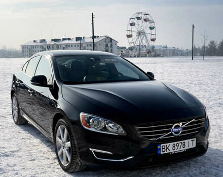 Черный Вольво С60, объемом двигателя 1.97 л и пробегом 198 тыс. км за 12700 $, фото 1 на Automoto.ua