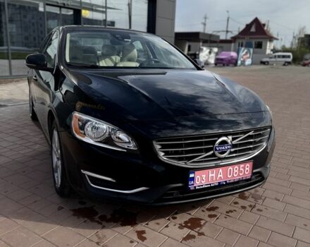 Черный Вольво С60, объемом двигателя 2 л и пробегом 207 тыс. км за 11700 $, фото 1 на Automoto.ua