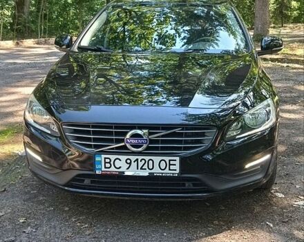 Черный Вольво С60, объемом двигателя 1.97 л и пробегом 210 тыс. км за 12800 $, фото 1 на Automoto.ua