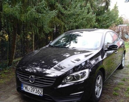 Чорний Вольво С60, об'ємом двигуна 2 л та пробігом 44 тис. км за 13658 $, фото 1 на Automoto.ua