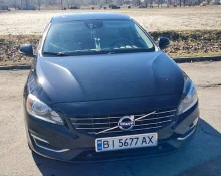 Черный Вольво С60, объемом двигателя 1.97 л и пробегом 115 тыс. км за 15500 $, фото 1 на Automoto.ua