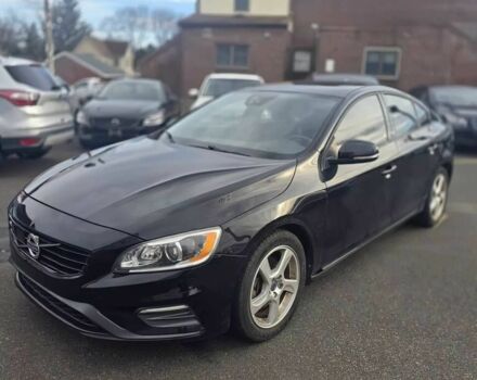 Черный Вольво С60, объемом двигателя 2 л и пробегом 70 тыс. км за 8500 $, фото 1 на Automoto.ua