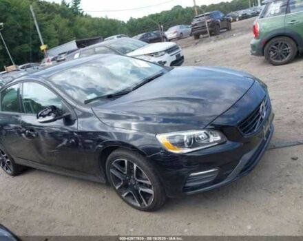 Черный Вольво С60, объемом двигателя 2 л и пробегом 24 тыс. км за 2100 $, фото 1 на Automoto.ua