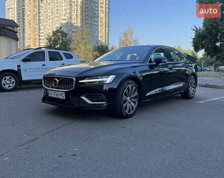 Черный Вольво С60, объемом двигателя 1.97 л и пробегом 62 тыс. км за 25100 $, фото 1 на Automoto.ua