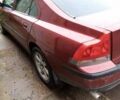 Красный Вольво С60, объемом двигателя 2.4 л и пробегом 373 тыс. км за 4900 $, фото 3 на Automoto.ua