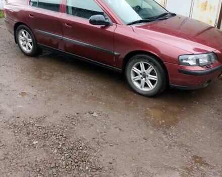 Красный Вольво С60, объемом двигателя 2.4 л и пробегом 373 тыс. км за 4900 $, фото 1 на Automoto.ua