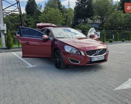 Красный Вольво С60, объемом двигателя 3 л и пробегом 191 тыс. км за 10500 $, фото 6 на Automoto.ua