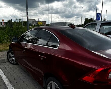 Вольво С60 2012 в Одессе на Automoto.ua Красный Вольво С60, объемом двигателя 2.5 л и пробегом 257 тыс. км за 8600 $, фото 2 на Automoto.ua